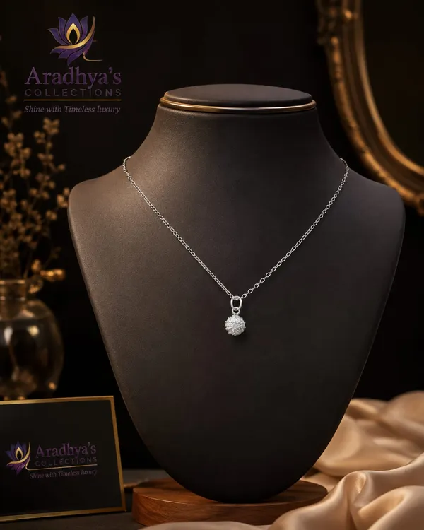 Celestial_Spark_Silver_Pendant_Necklace