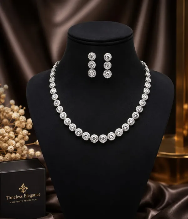 Diamond_Necklace_White_&_Silver