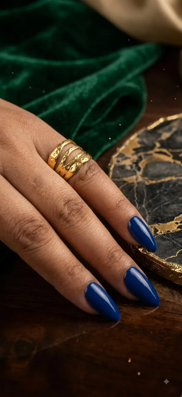 Golden_Textured_Multi-Band_Statement_Ring