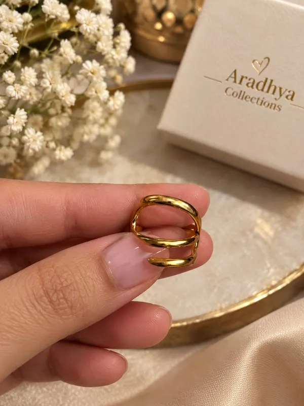 Luxe_Interlock_Antitarnish_Adjustable_Ring