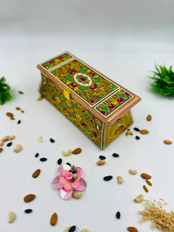 Metal_Festive_Floral_Pattern_Dry_Fruit_Box