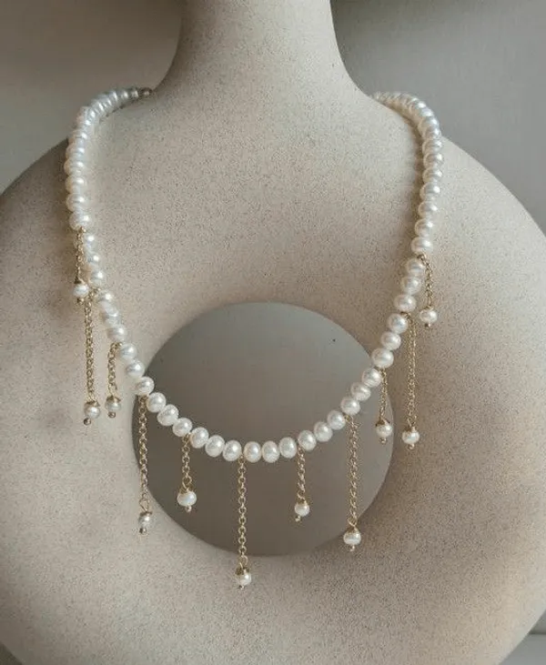 White_Pearl_Necklace_For_Women