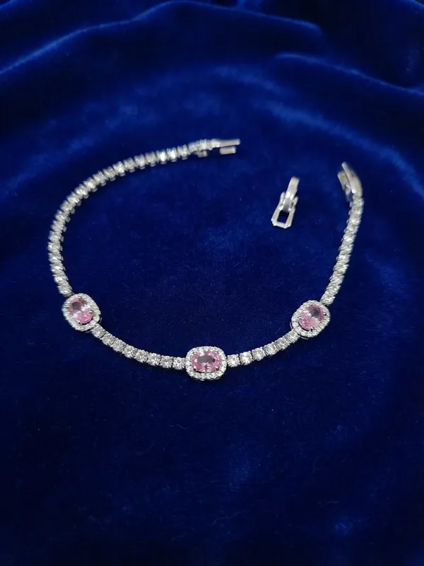 Silver_Alloy_Bracelet_For_Women
