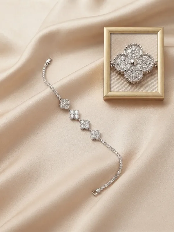 Silver_Alloy_Bracelet_For_Women
