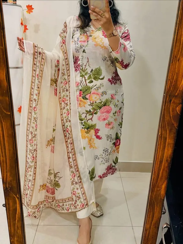 Pure_Cotton_Floral_Printed_Kurta_Pant_Set_With_Mulmul_Dupatta_For_Women