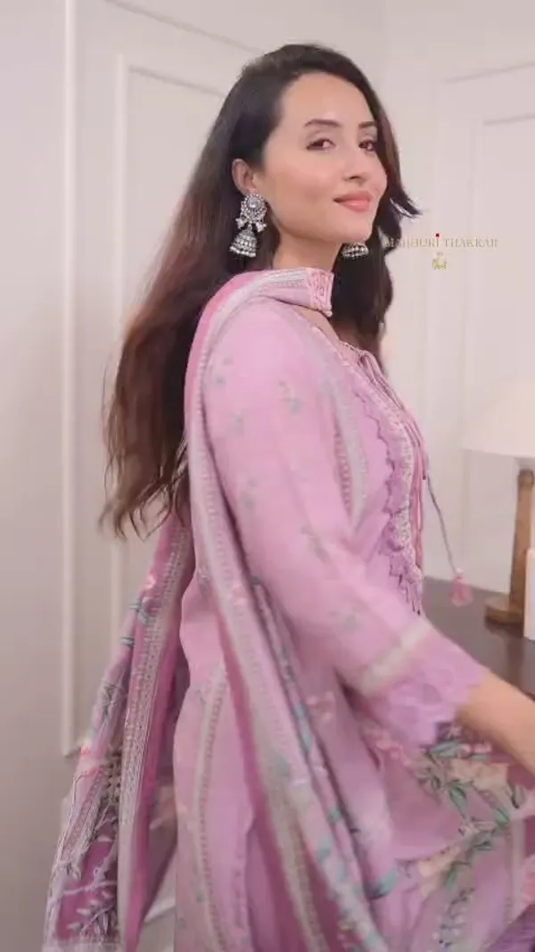 Lilac_Whisper_Muslin_Pakistani_Suit_Set