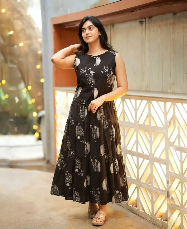 Women_S_Premium_Cotton_Printed_Co_Ord_Set_Sleeveless_Button_Top_With_Flared_Maxi_Skirt_Two_Piece_Outfit