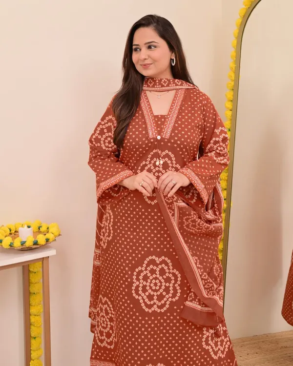 Mehroon_Bandhej_Grace_Kurti_Palazzo_Dupatta_Set