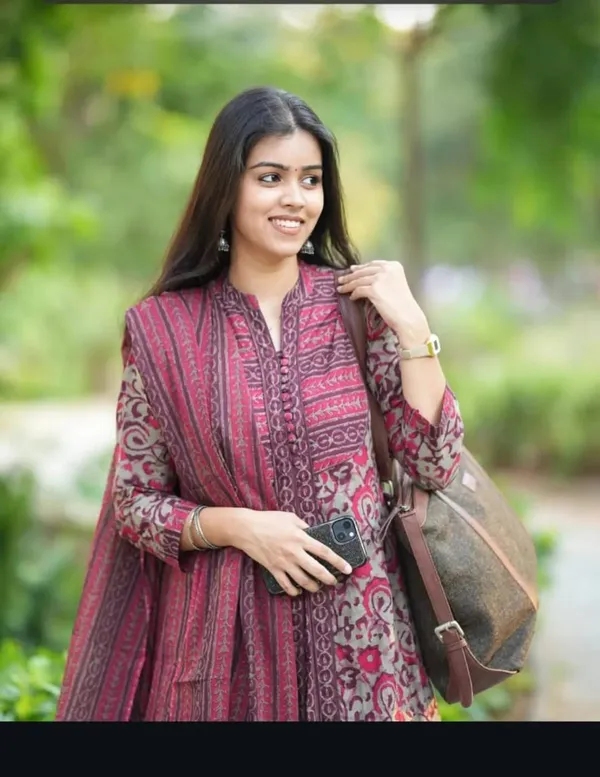 Gulnar_Block_Print_Anarkali_Set