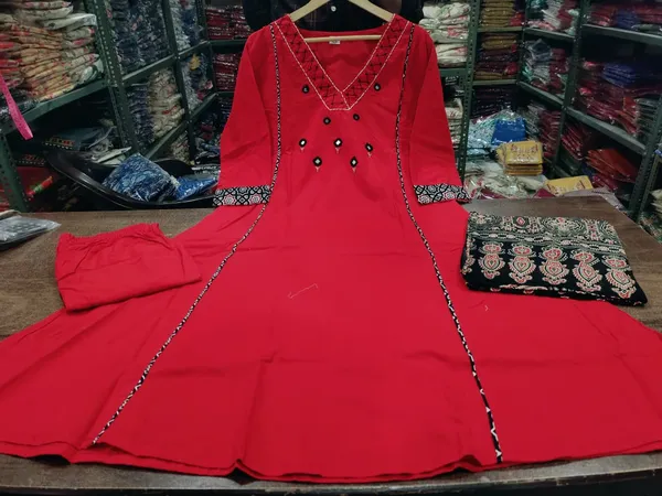 Maroon_Embroidered_Anarkali_Kurta_Set_With_Mirror_Work_And_Contrast_Dupatta
