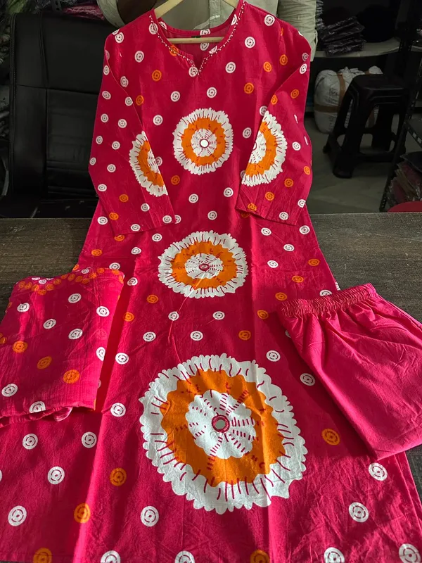 Rangriti_Pure_Cotton_Discharge_Print_Kurti_Pant_Set_With_Dupatta
