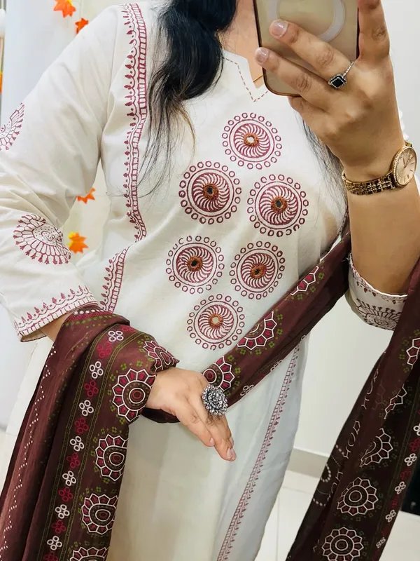 Ivory_Dhabu_Cotton_Kurta_Palazzo_Set_With_Ajrakh_Dupatta_Mirror_Work_For_Women