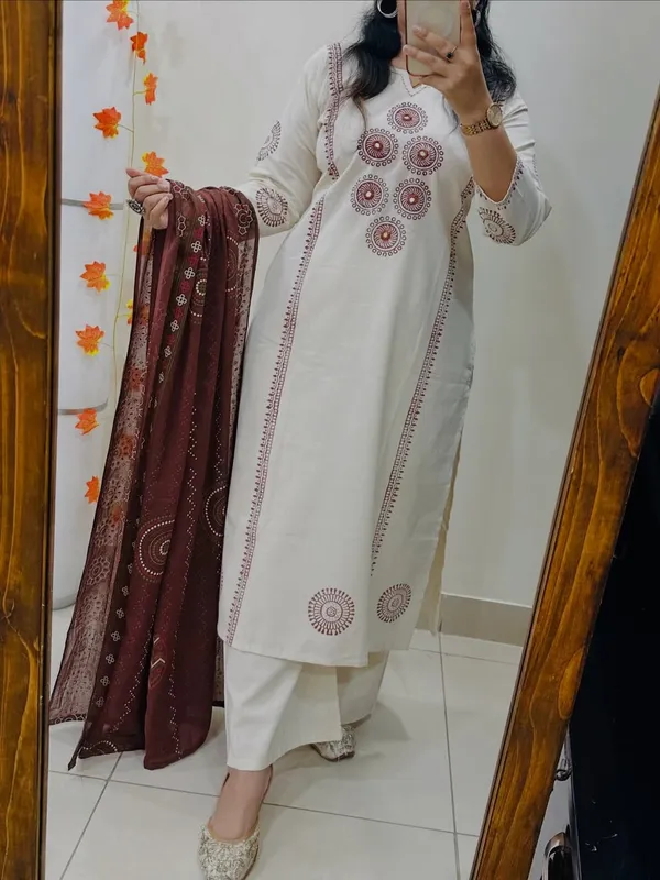 Ivory_Dhabu_Cotton_Kurta_Palazzo_Set_With_Ajrakh_Dupatta_Mirror_Work_For_Women