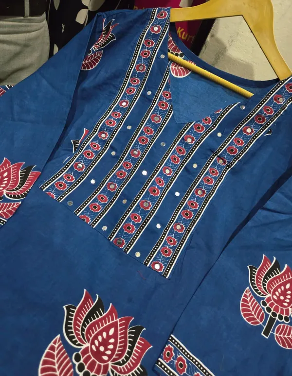 Designer_Mughal_Floral_Cotton_Kurta_Pant_Dupatta_Set_With_Mirror_Handwork_For_Women