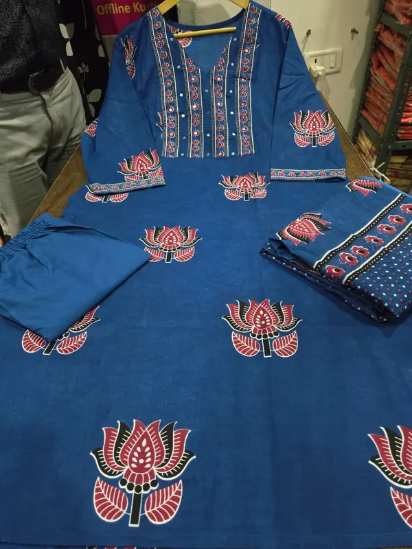 Designer_Mughal_Floral_Cotton_Kurta_Pant_Dupatta_Set_With_Mirror_Handwork_For_Women