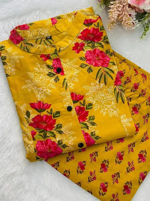 Yellow_Sardar_Floral_Cotton_Kurti_Pant_Set