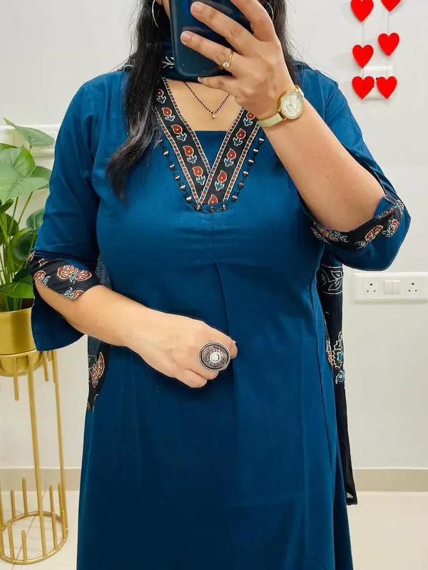 Nri_Blue_V_Neck_Handcrafted_Cotton_Kurti_Set_With_Dupatta
