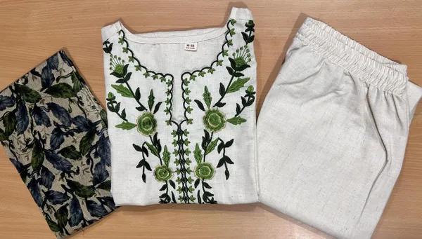 Ivory_Aura_Handloom_Embroidered_Cotton_Flex_Suit_Set