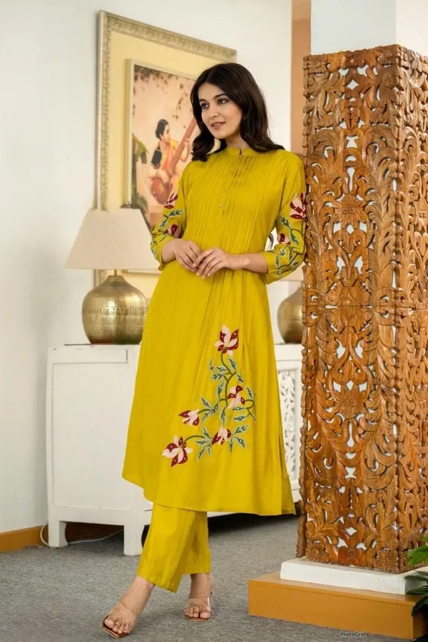 Sunshine_Pintuck_Cotton_Kurti_Set