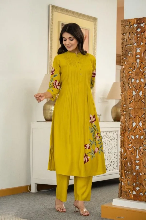 Sunshine_Pintuck_Cotton_Kurti_Set