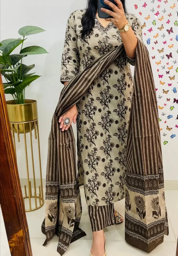 Panchalu_Ivory_Adda_Embroidered_Cotton_Suit_Set
