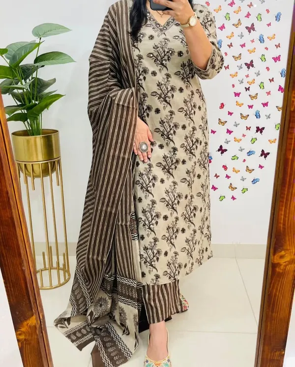Panchalu_Ivory_Adda_Embroidered_Cotton_Suit_Set