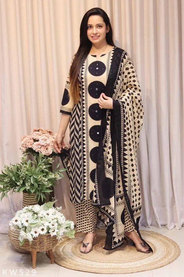 Ivory_Noir_Printed_Cotton_Kurti_Set