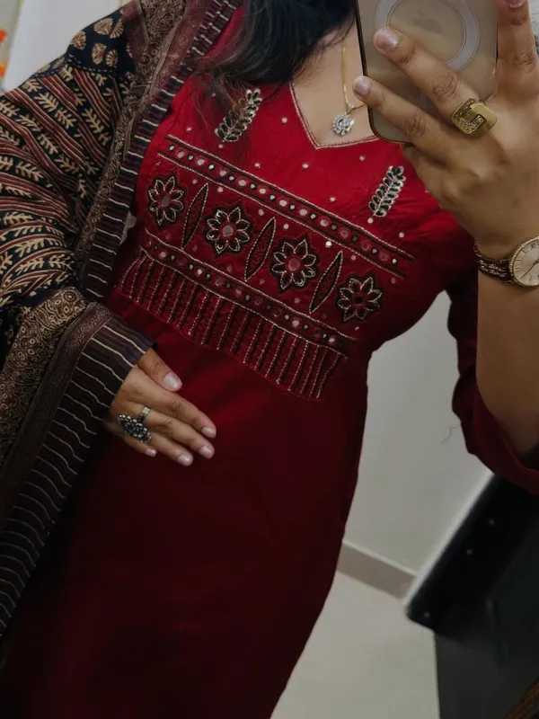 Maroon_Heavy_Cotton_Embroidered_Kurta_Pant_Set_With_Printed_Dupatta_For_Women
