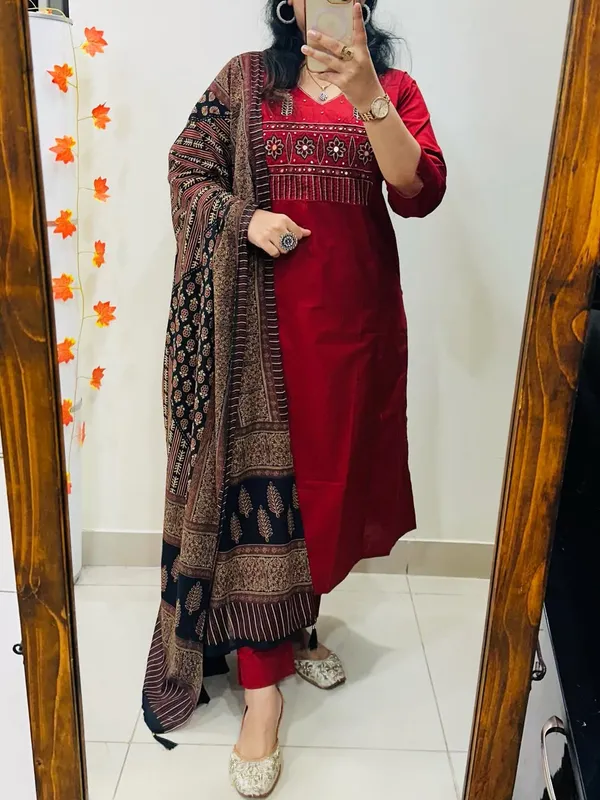 Maroon_Heavy_Cotton_Embroidered_Kurta_Pant_Set_With_Printed_Dupatta_For_Women