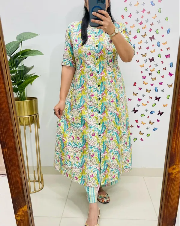 Meadow_Paisley_Cotton_Kurti_Pant_Set