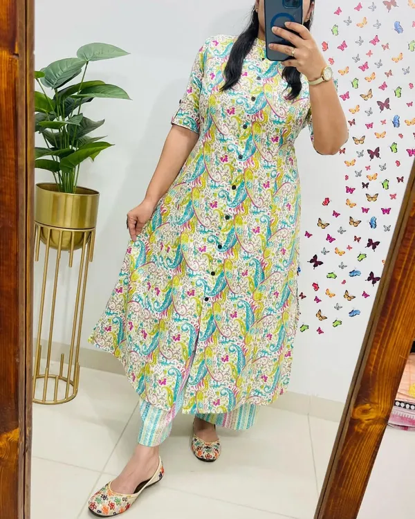 Meadow_Paisley_Cotton_Kurti_Pant_Set