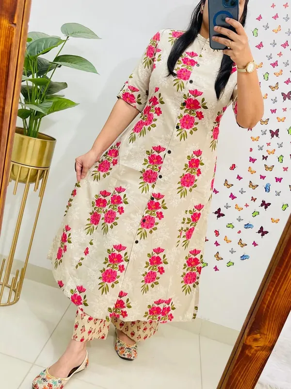 Sardar_Cream_Floral_Cotton_Kurti_Pant_Set