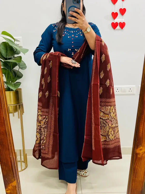 Nri_Blue_Embroidered_Cotton_Kurti_Set_With_Dupatta