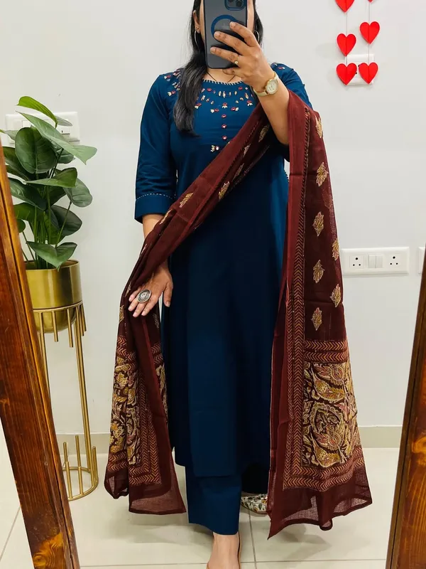 Nri_Blue_Embroidered_Cotton_Kurti_Set_With_Dupatta
