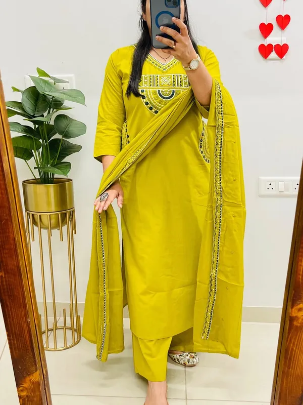 Rust_Royale_Embroidered_Cotton_Kurti_Pant_Dupatta_Set