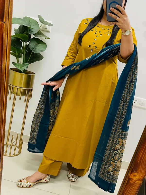 Nri_Yellow_Embroidered_Cotton_Kurti_Set_With_Dupatta