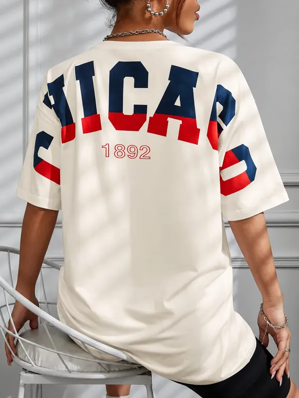 Chicago_Oversized_Unisex_T_Shirt