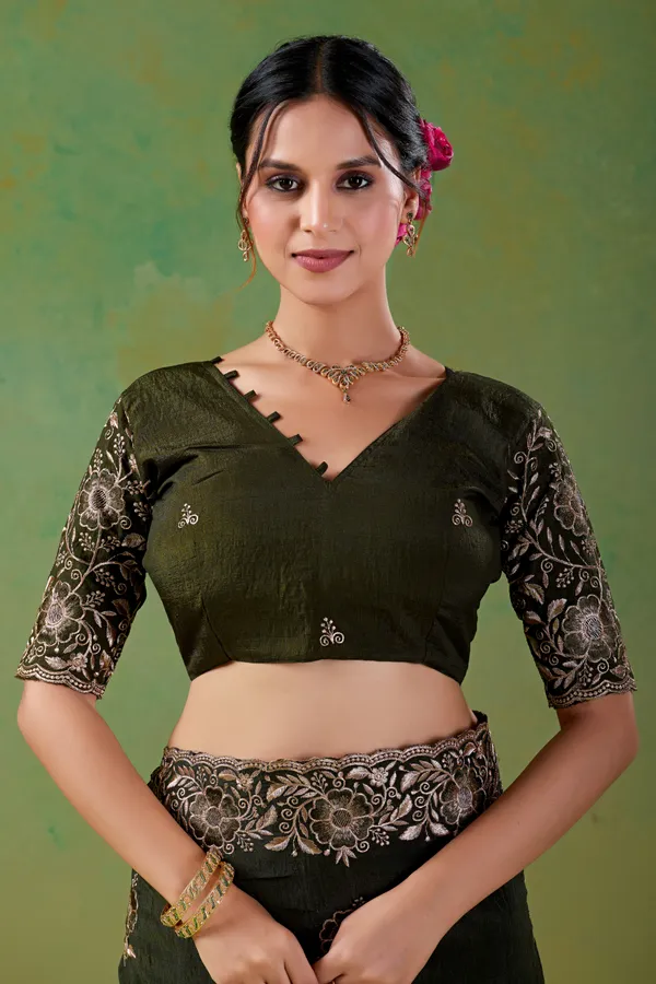 Black_Embroidered_Saree_For_Women