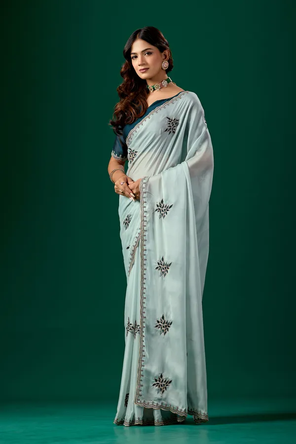 Mint_Lightweight_Floral_Print_Saree_for_Women