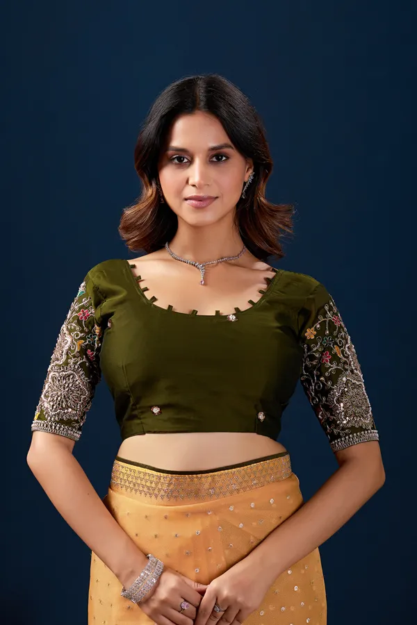 Mustard_Embellished_Traditional_Saree_for_Women