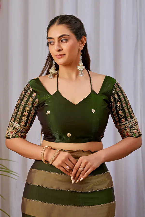 Green_Embroidered_Saree_For_Women