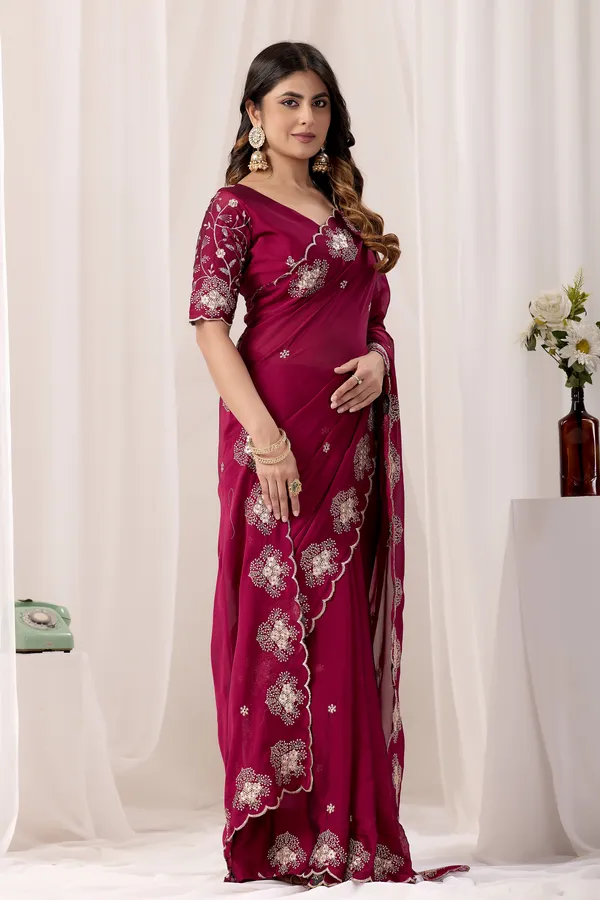 Magenta_Embroidered_Saree_For_Women