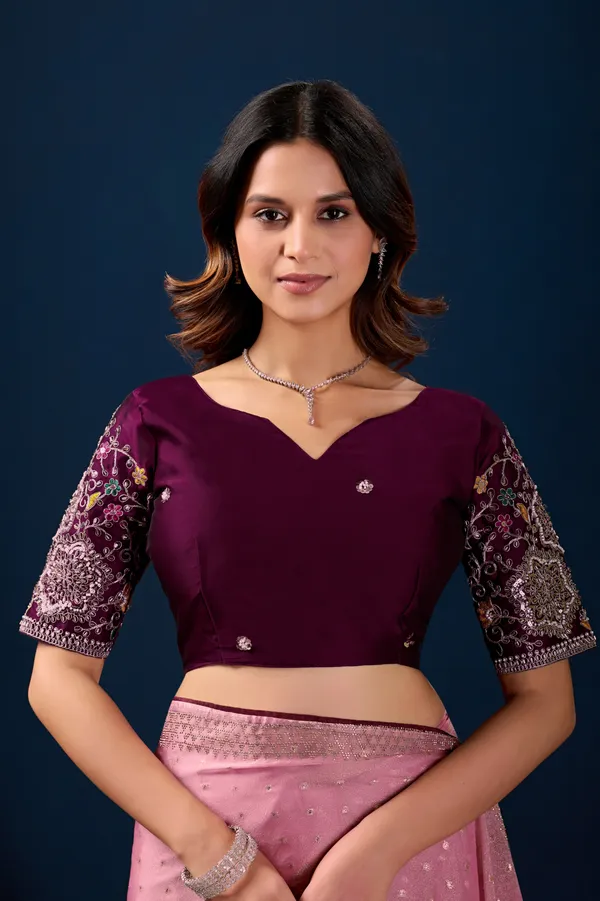 Pink_Chiffon_Embellished_Saree_For_Women