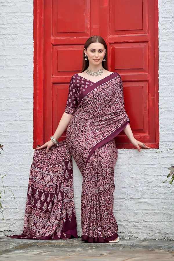 Maroon_Printed_Saree_Set_for_Women