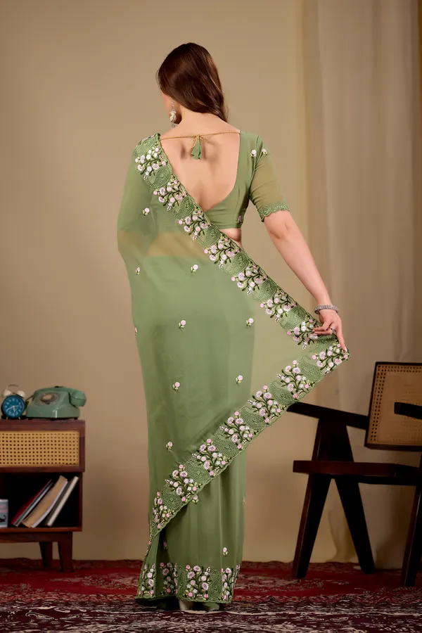 Green_Embroidered_Saree_For_Women