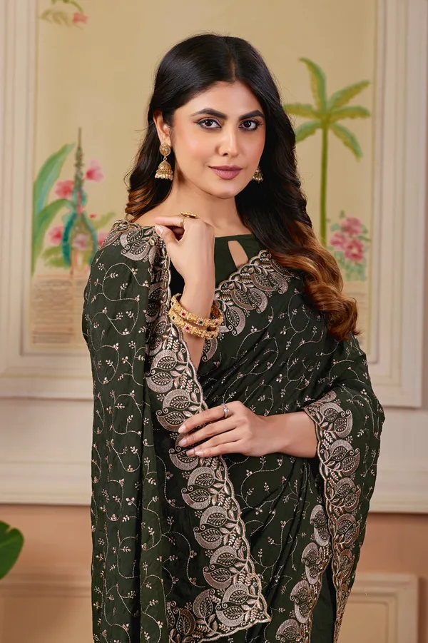 Green_Art_Silk_Floral_Printed_Paisley_Border_Saree_For_Women