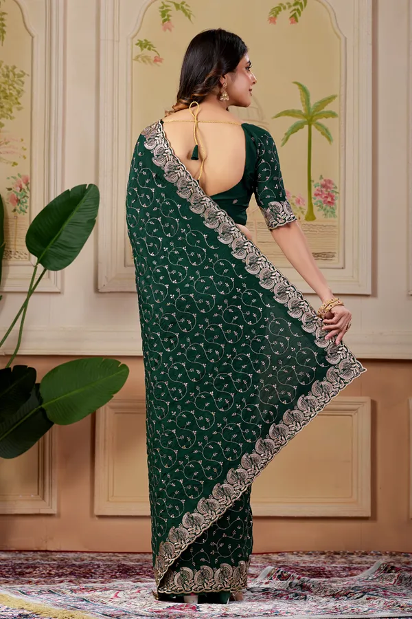 Green_Printed_Saree_With_Ornate_Border_for_Women