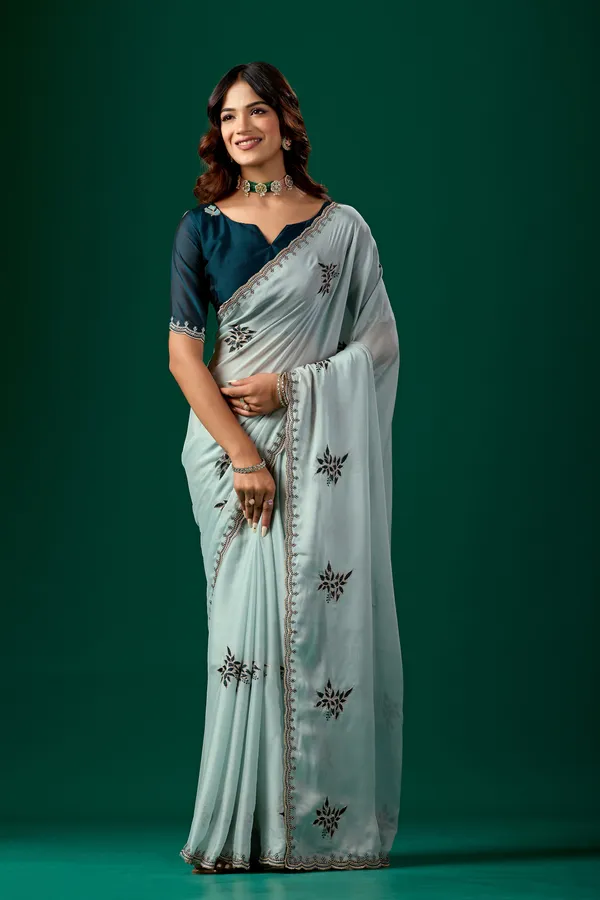 Mint_Lightweight_Floral_Print_Saree_for_Women