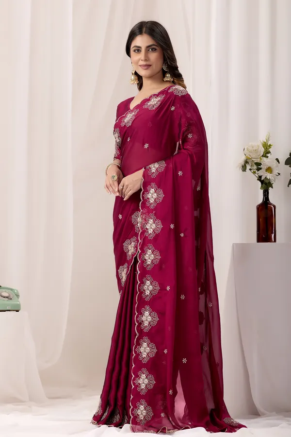 Magenta_Embroidered_Saree_For_Women