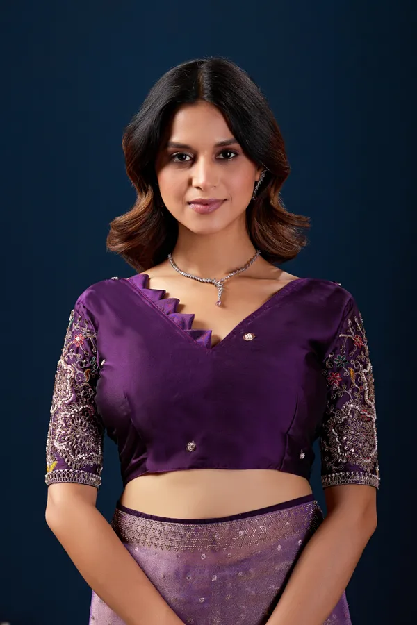 Purple_Embellished_Saree_With_Blouse_For_Women